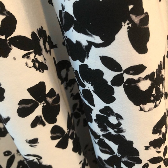 Cynthia Rowley Floral Skirt Size XS - Picture 9 of 11